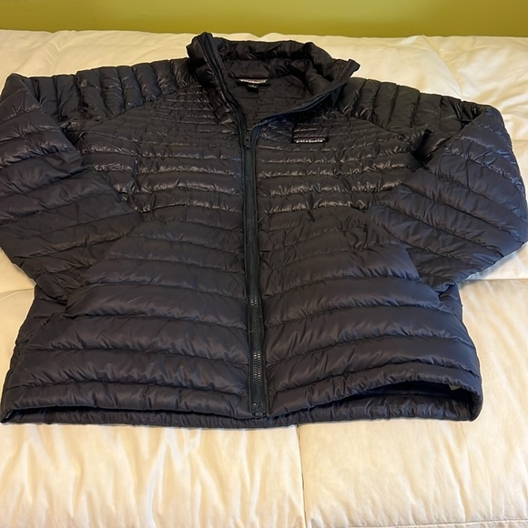 Down jacket - Picture 3 of 9